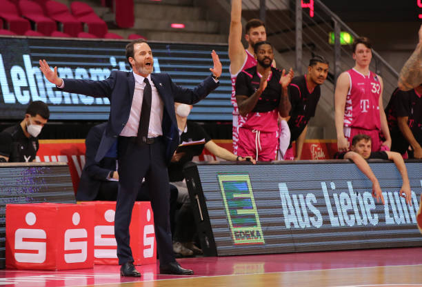 尤为引人注 尤为引人注